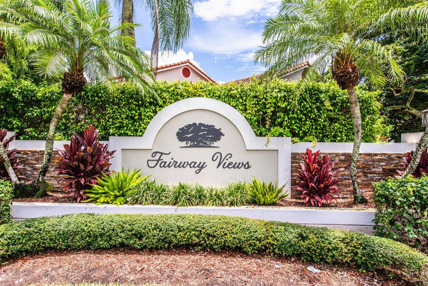 7616 S Pinewalk Dr 7616