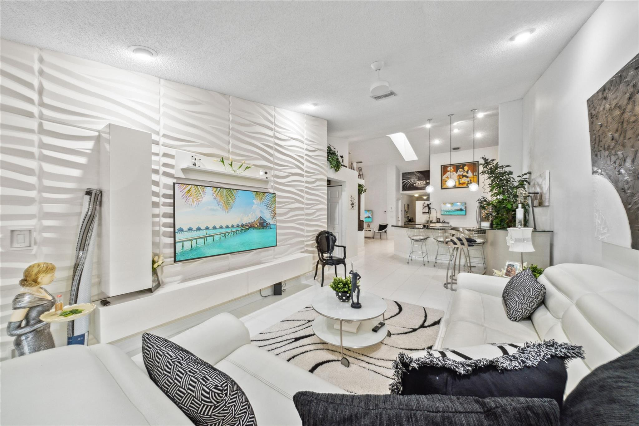 7616 S Pinewalk Dr 7616