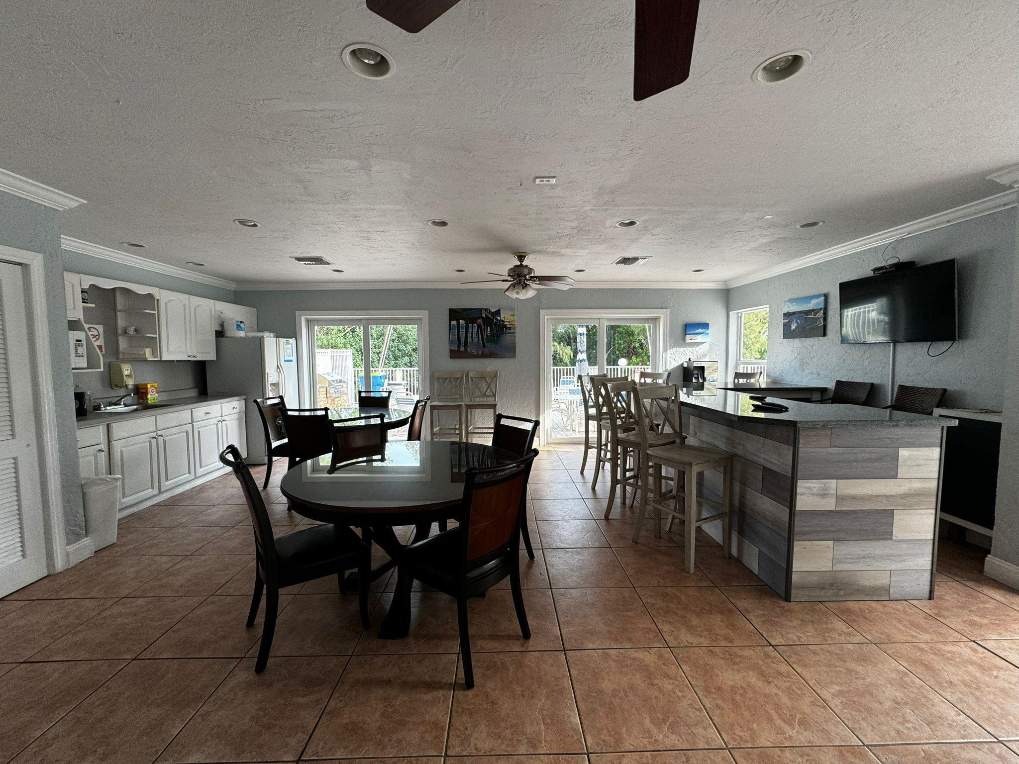 2850 NE 14th Street Cswy 203