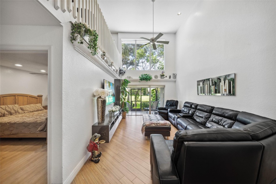 7558 S Pinewalk Dr 7558