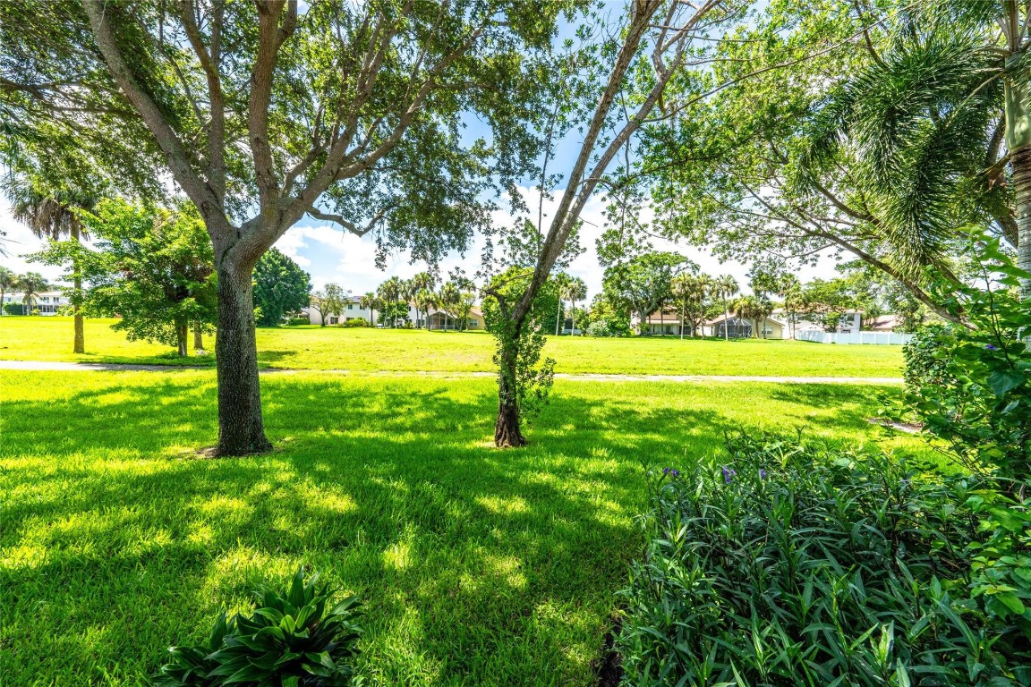 7558 S Pinewalk Dr 7558