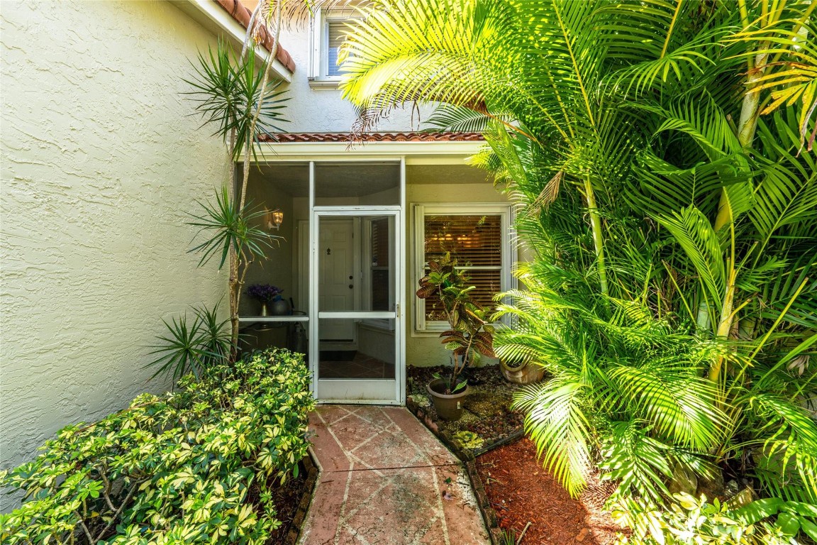 7558 S Pinewalk Dr 7558