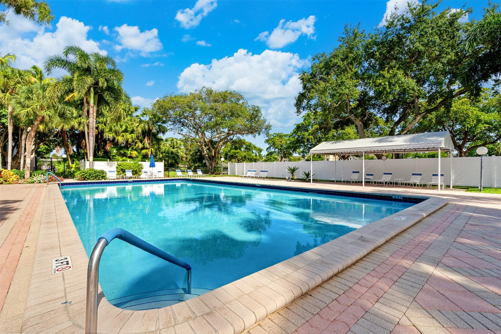 3151 S Palm Aire Dr 108