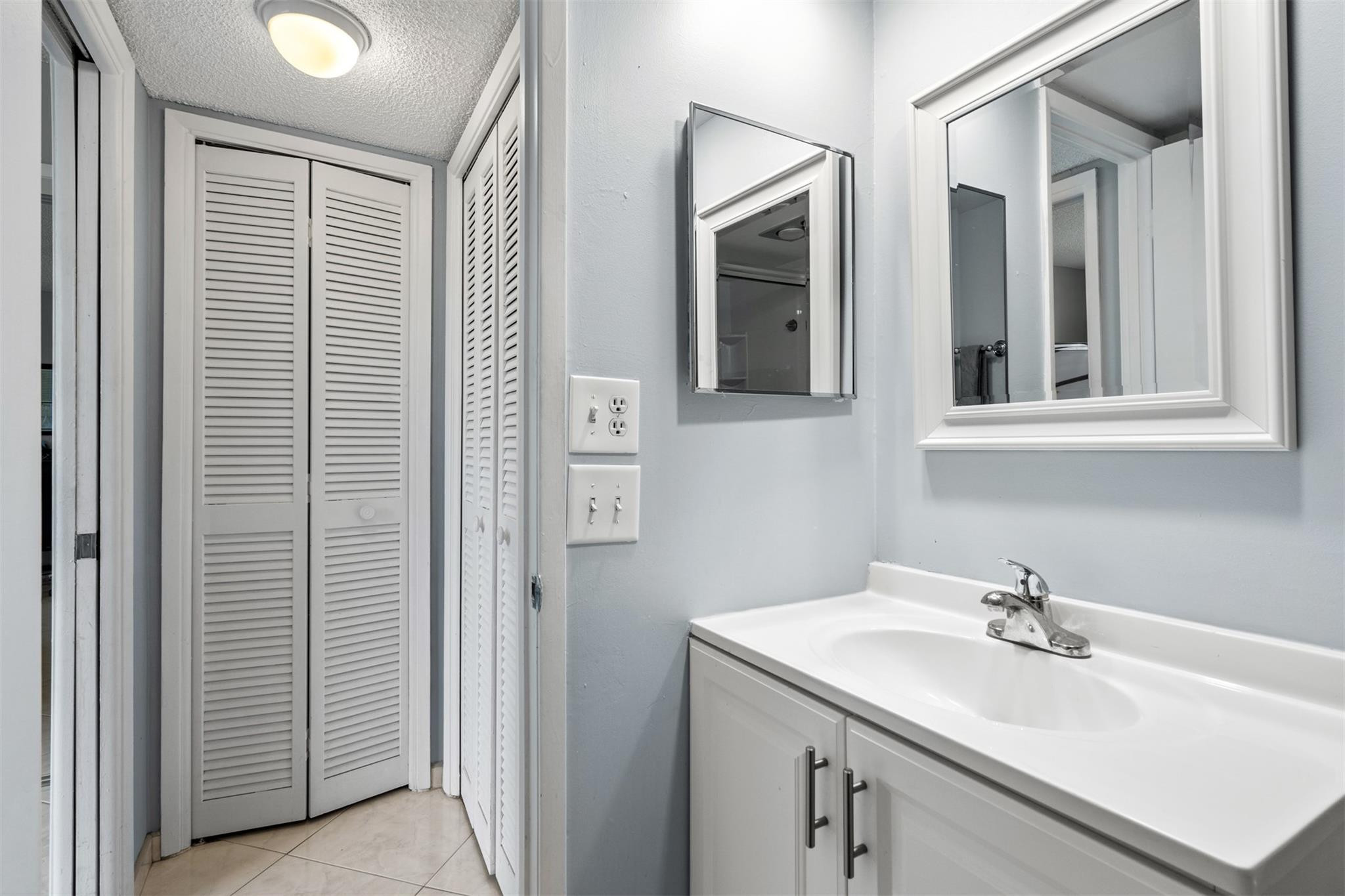 3151 S Palm Aire Dr 108