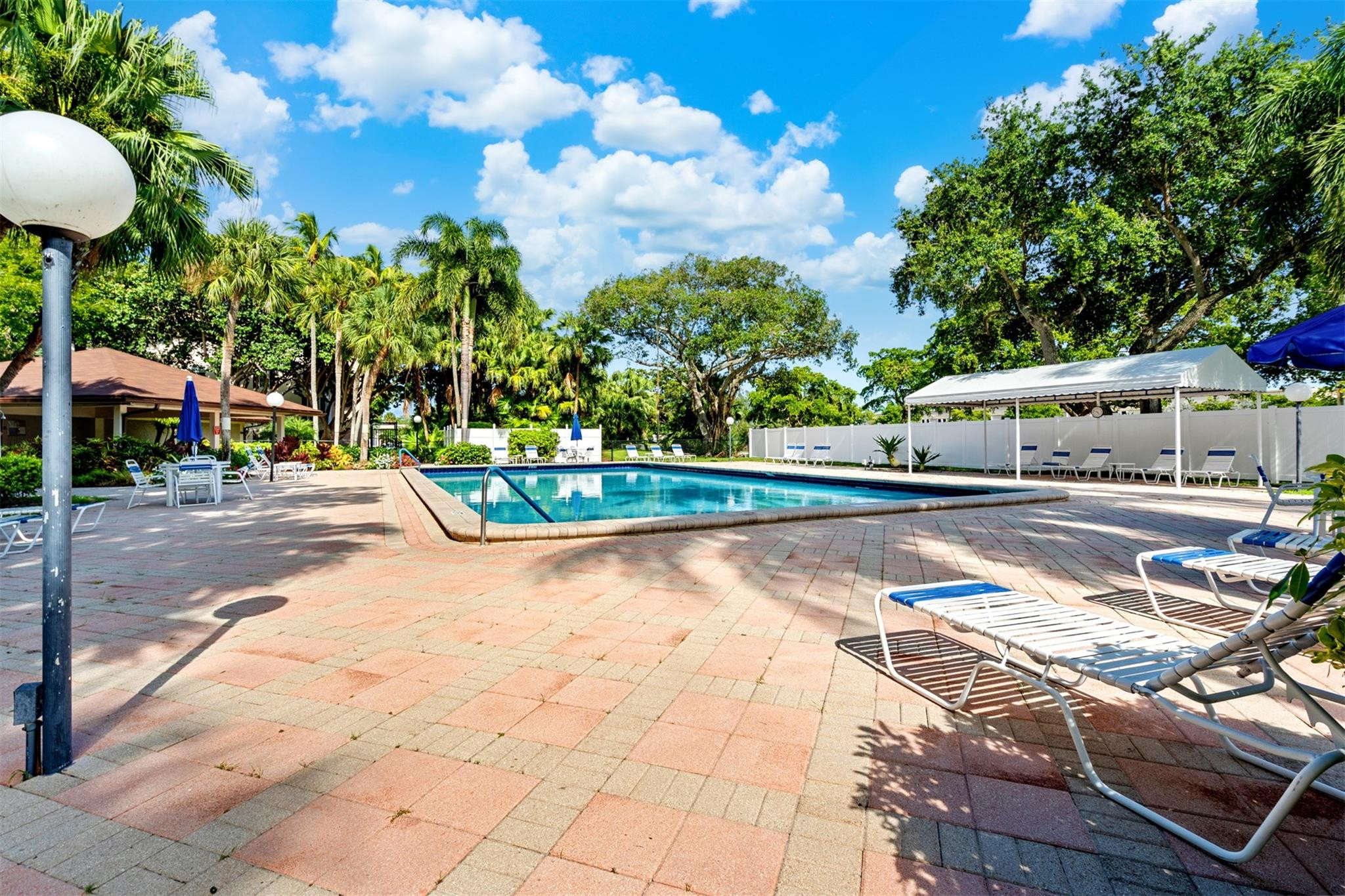 3151 S Palm Aire Dr 108