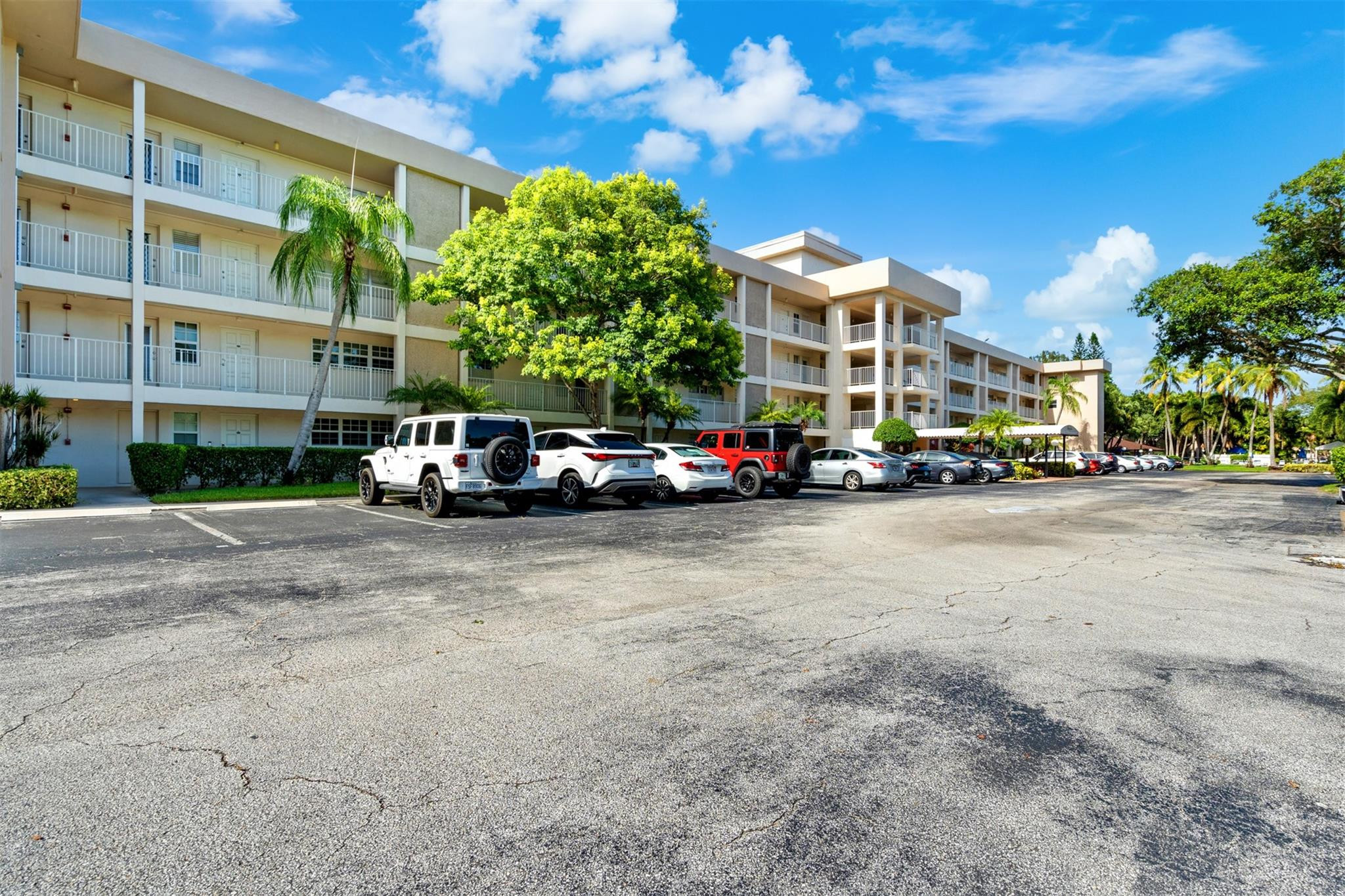 3151 S Palm Aire Dr 108