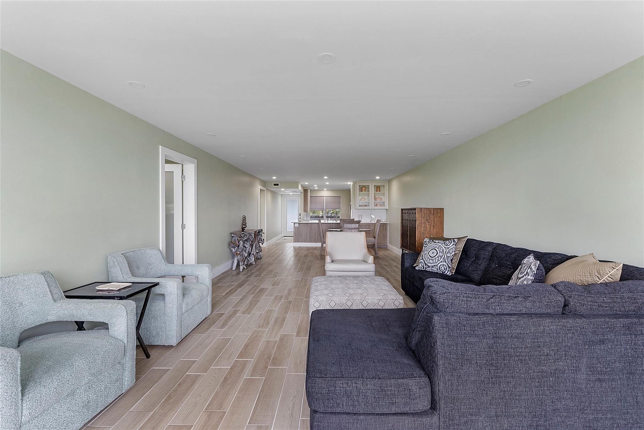3502 Bimini Ln B2