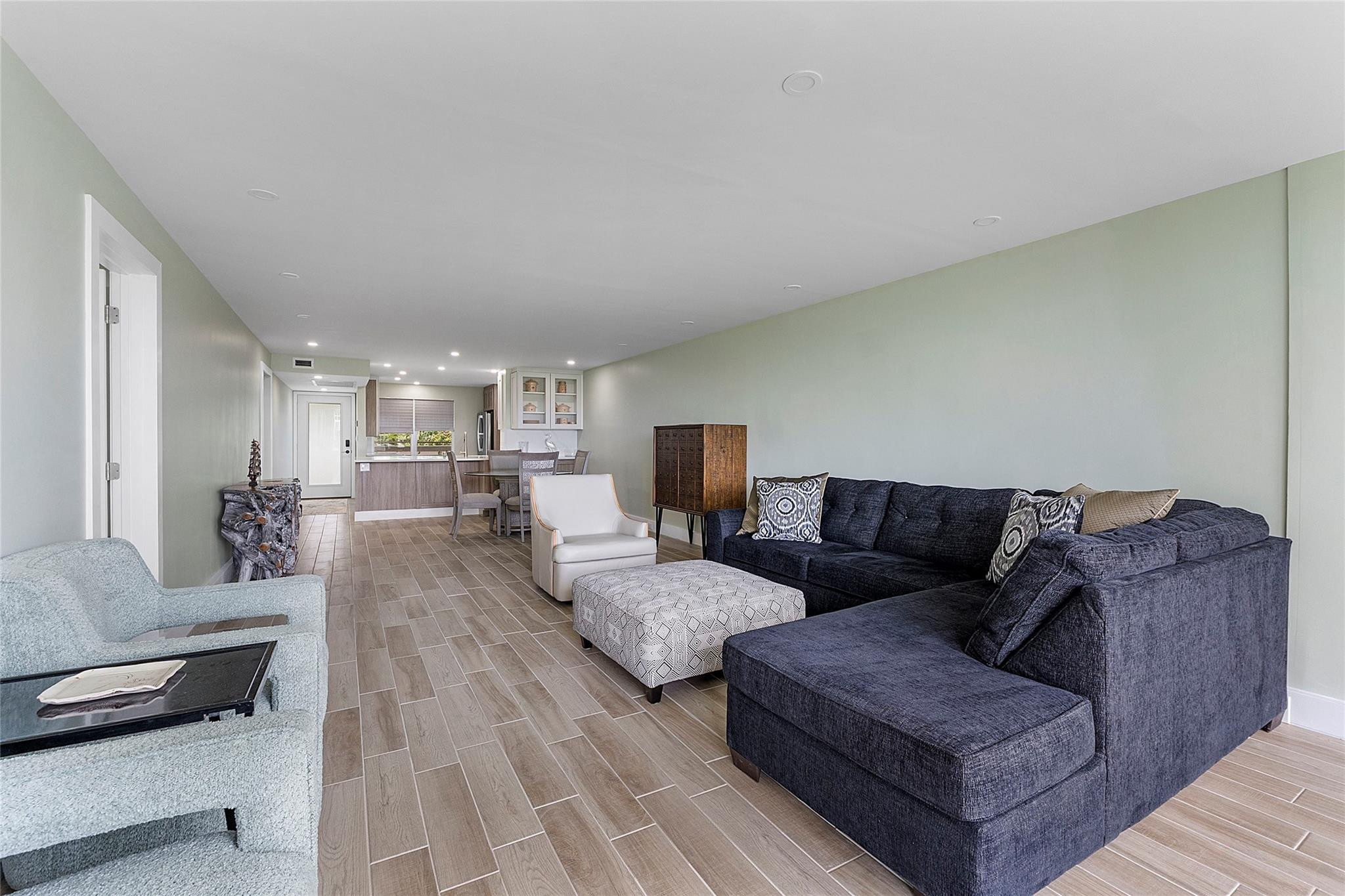 3502 Bimini Ln B2