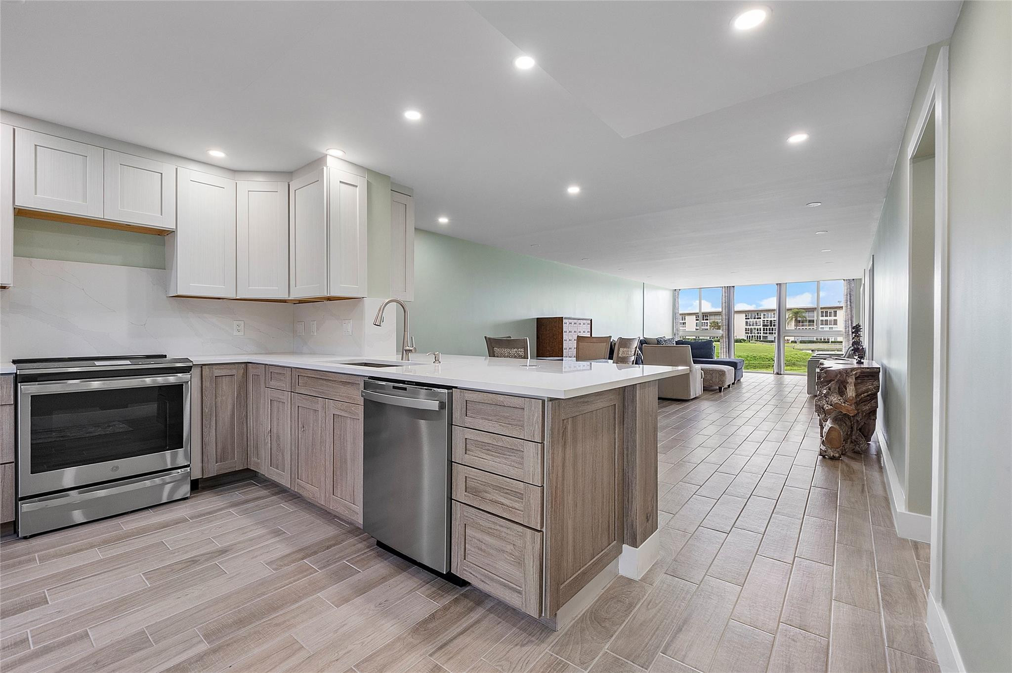 3502 Bimini Ln B2