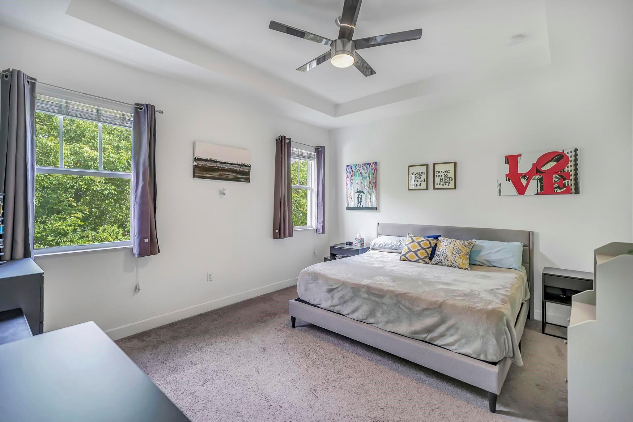 4743 NW 48th Ter