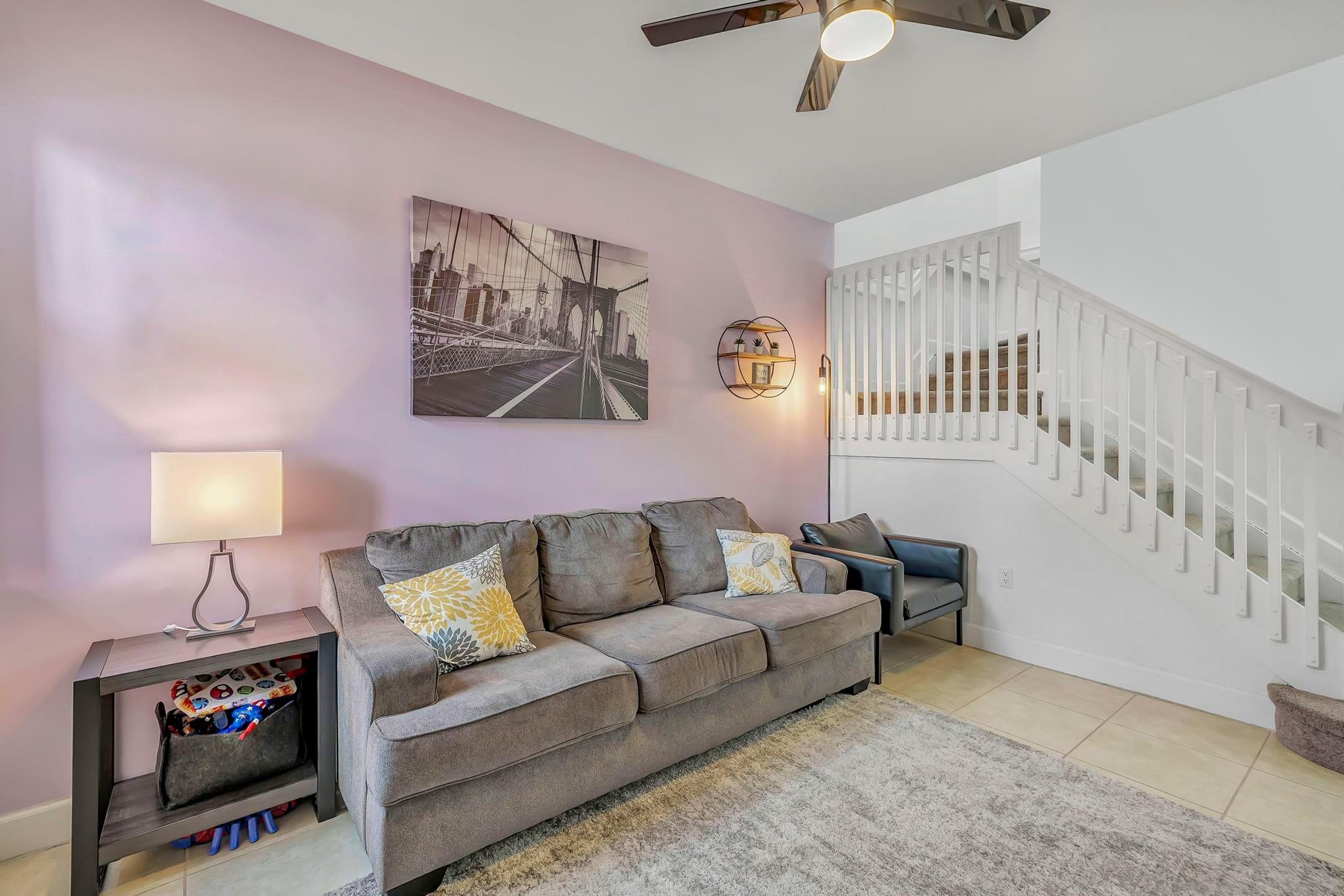 4743 NW 48th Ter