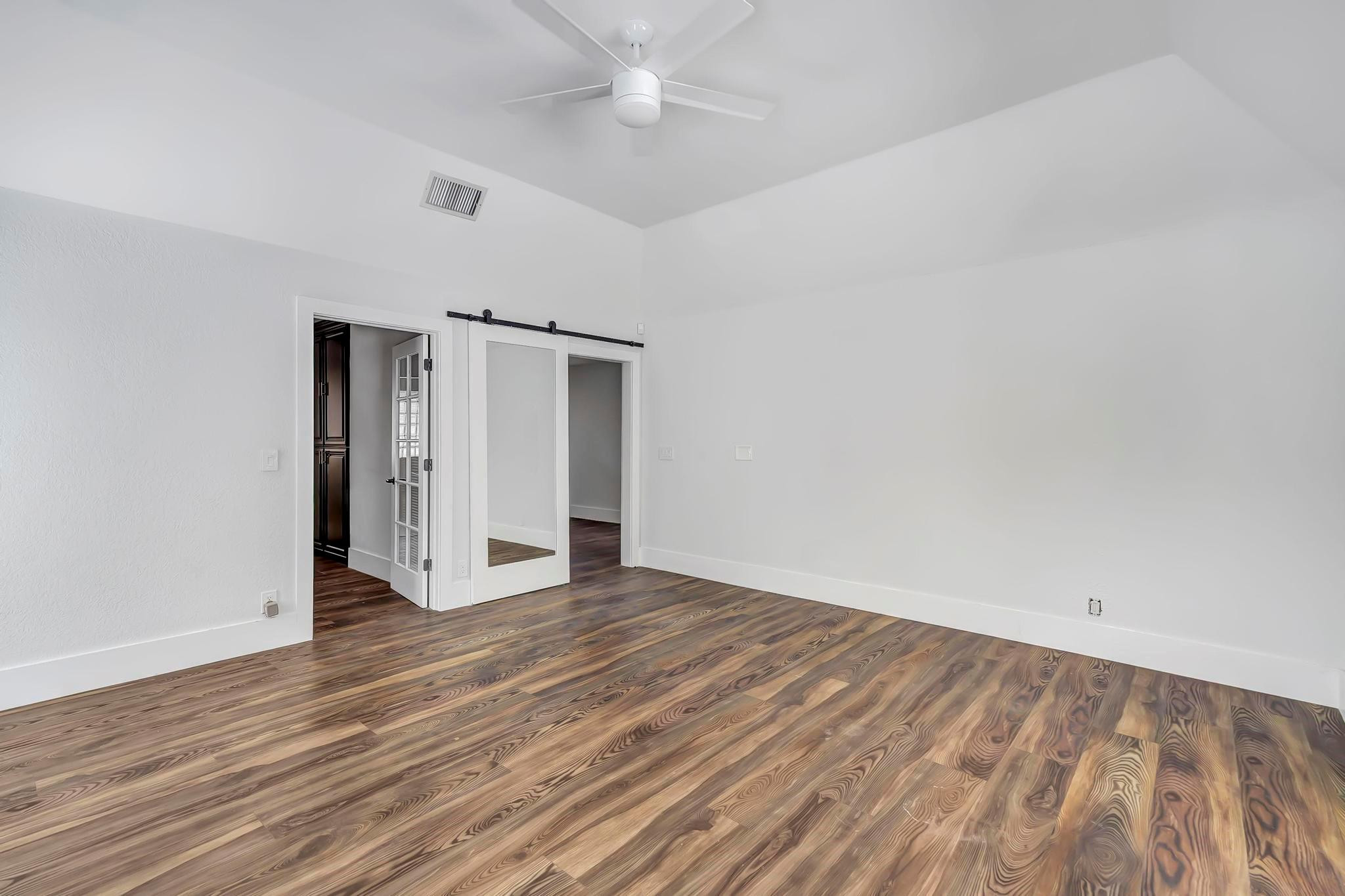 141 NW 114th Ln