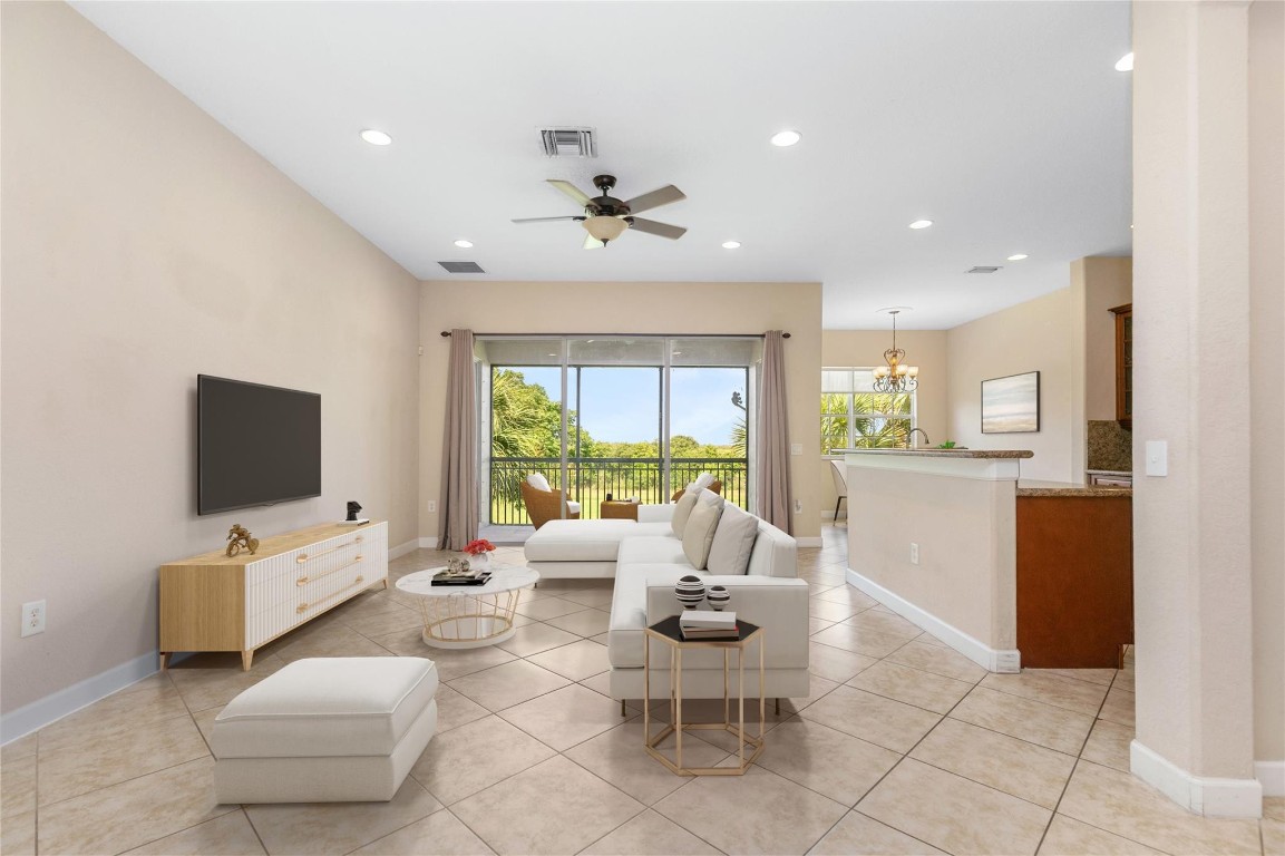 8205 NW 128th Ln 8205