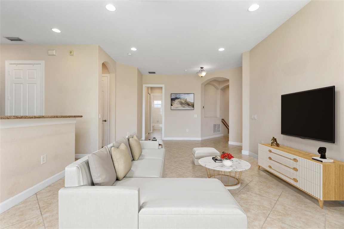 8205 NW 128th Ln 8205