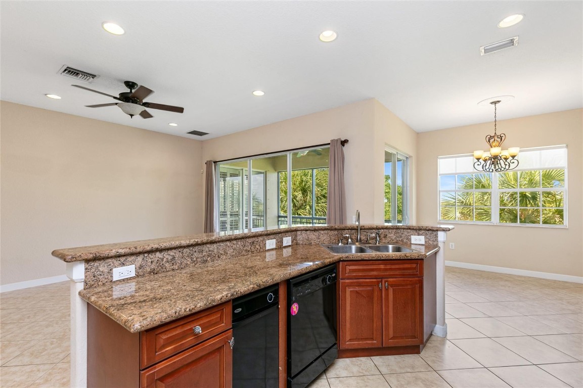 8205 NW 128th Ln 8205