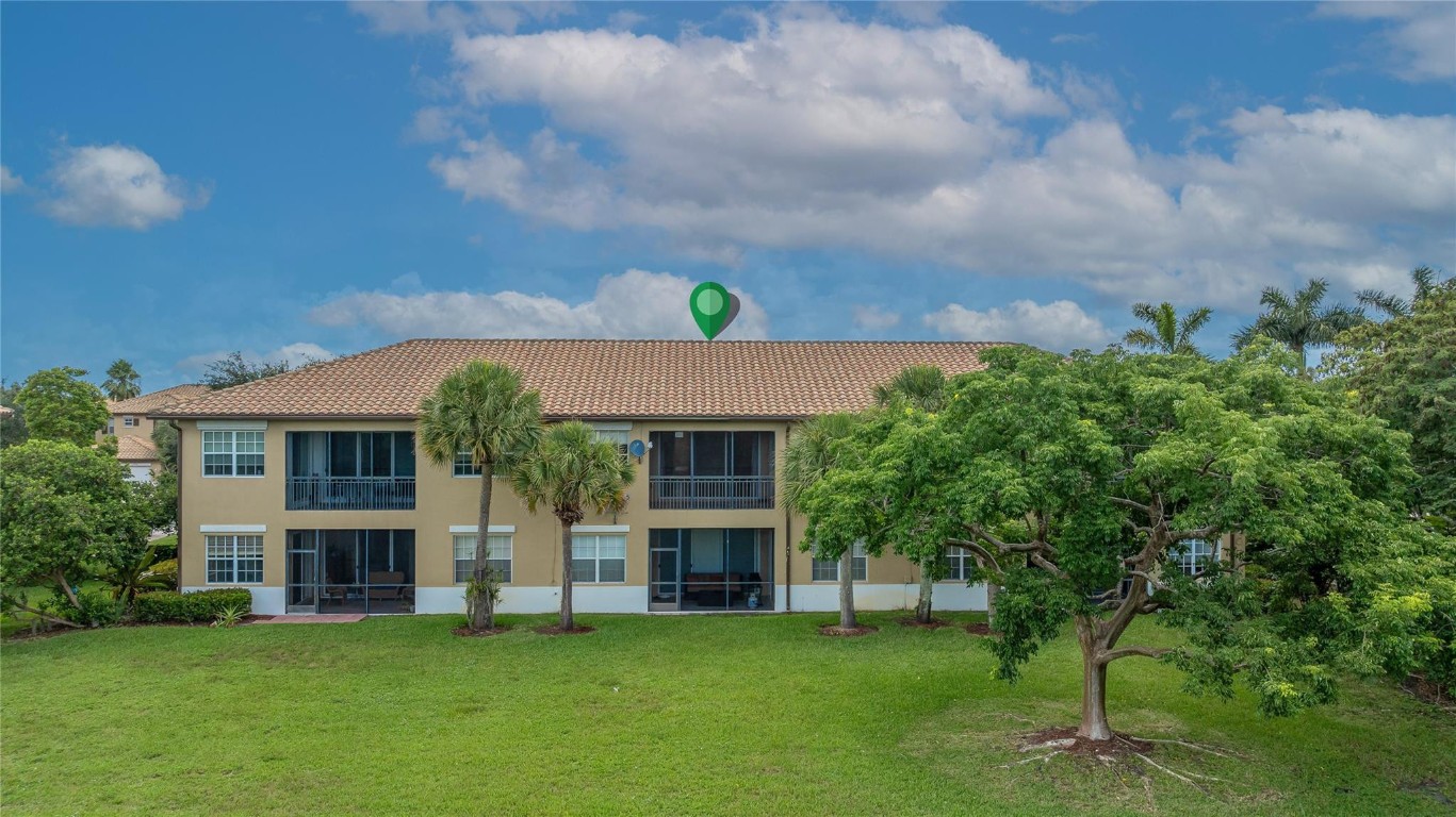 8205 NW 128th Ln 8205