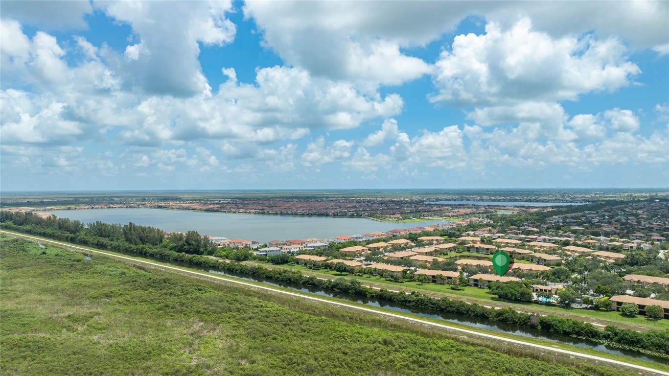 8205 NW 128th Ln 8205