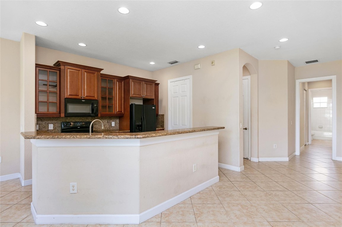 8205 NW 128th Ln 8205