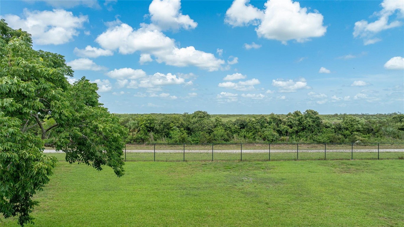 8205 NW 128th Ln 8205