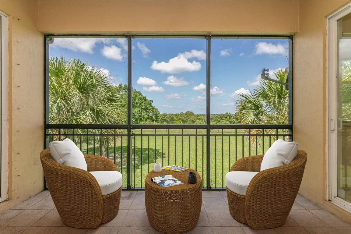 8205 NW 128th Ln 8205