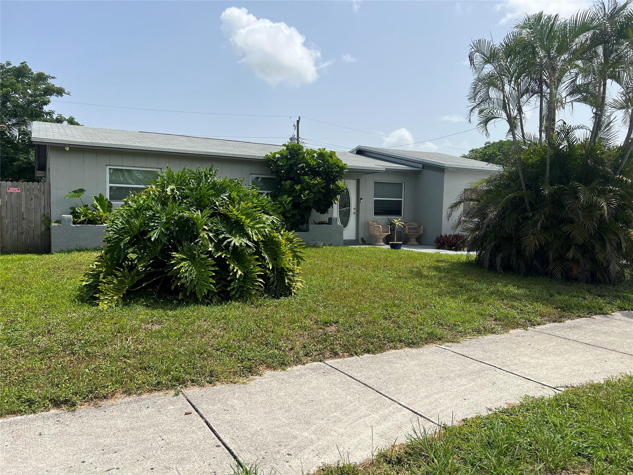 2940 NW 25th St