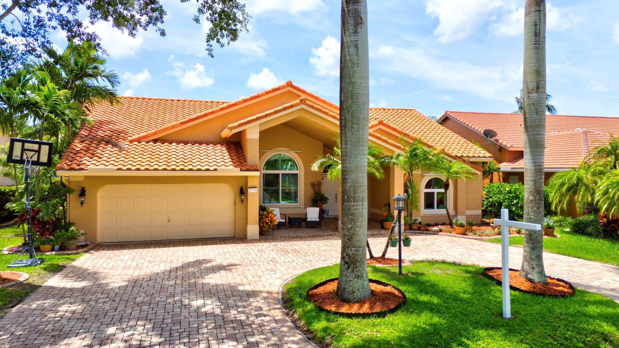 5736 NW 46TH DR