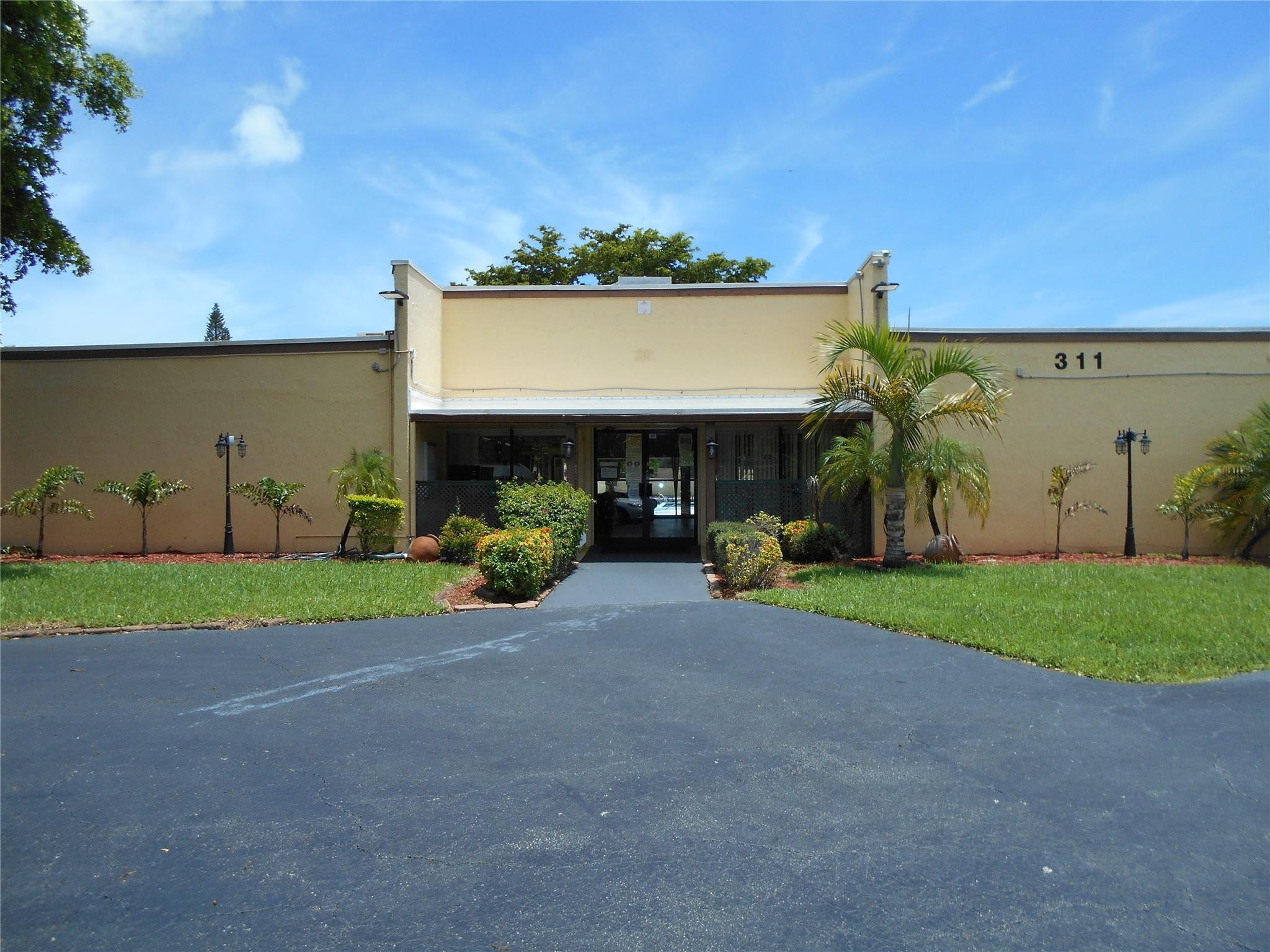 4409 NW 3rd Ter 4409