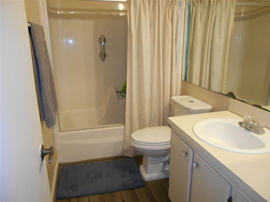 4409 NW 3rd Ter 4409