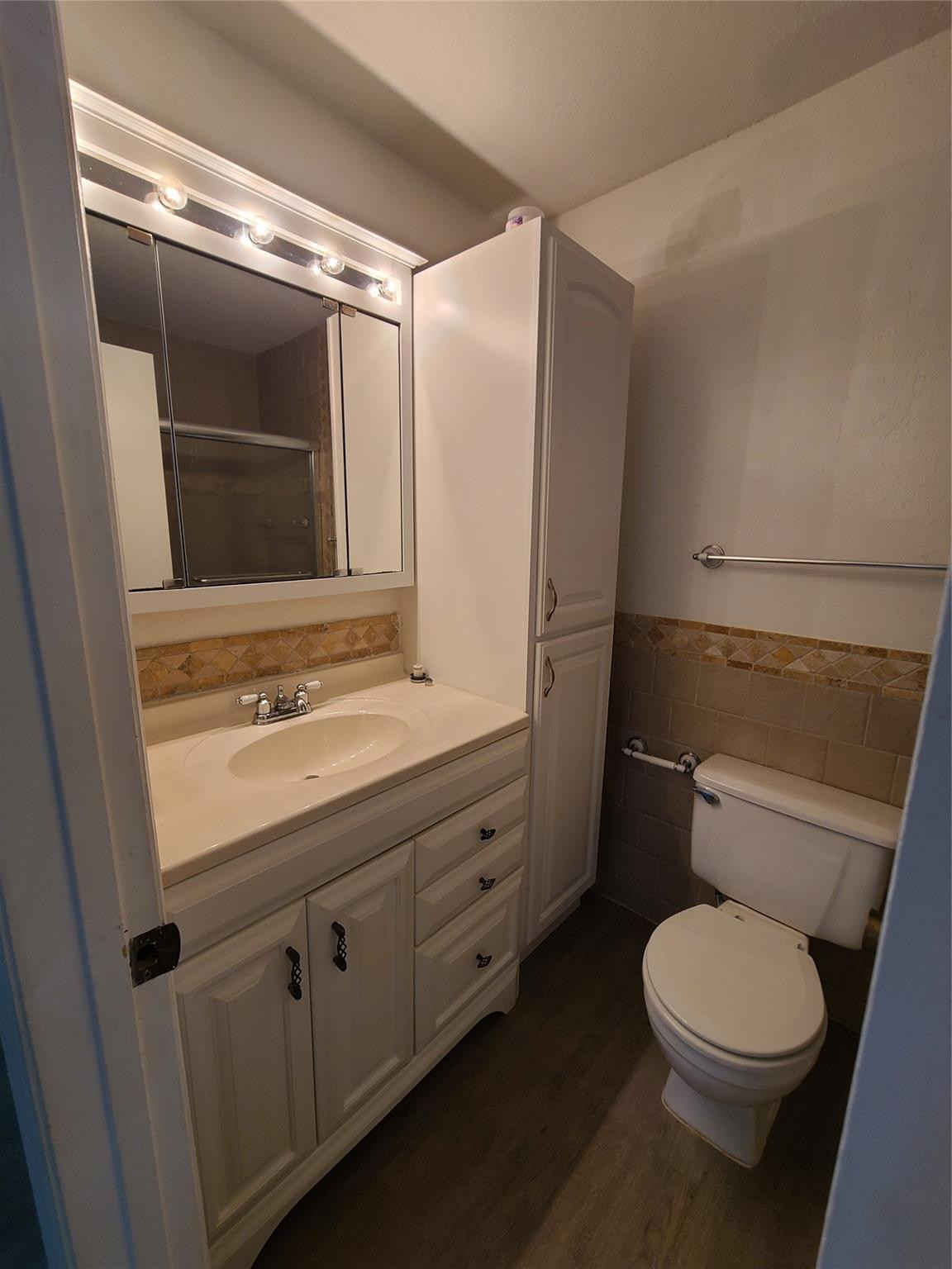 3330 Pinewalk Dr N 1617