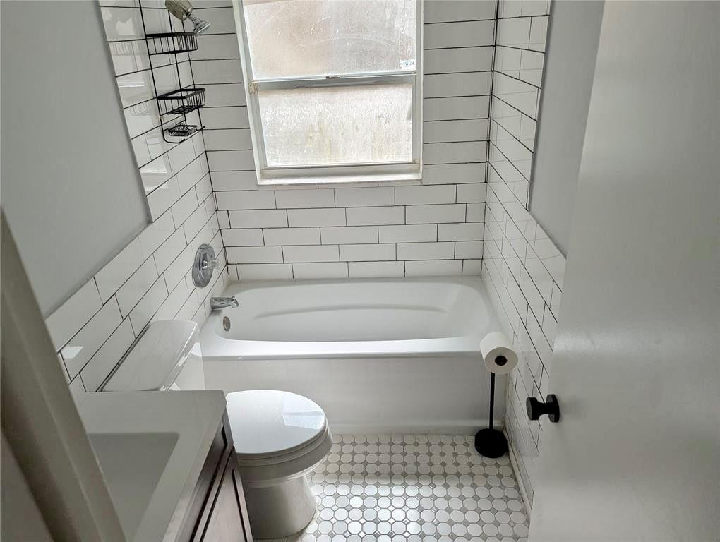 12183 Royal Palm Blvd 4B