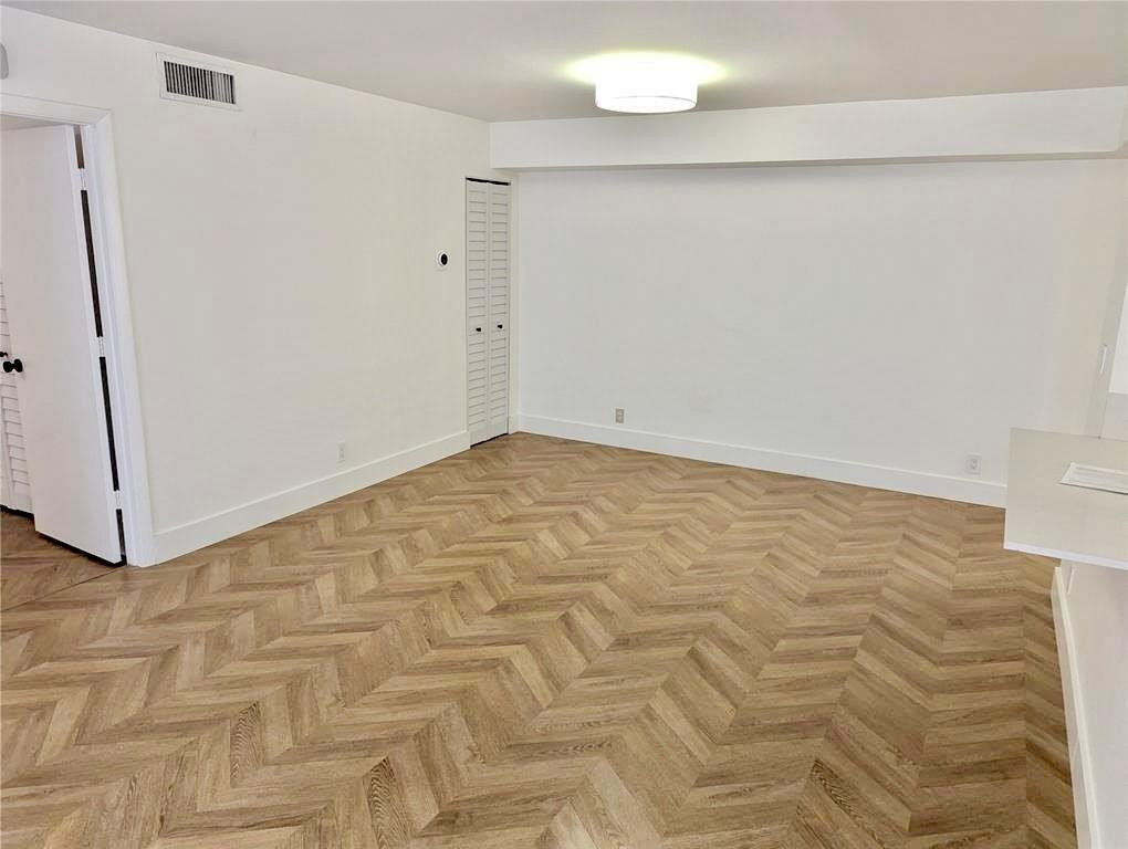 12183 Royal Palm Blvd 4B