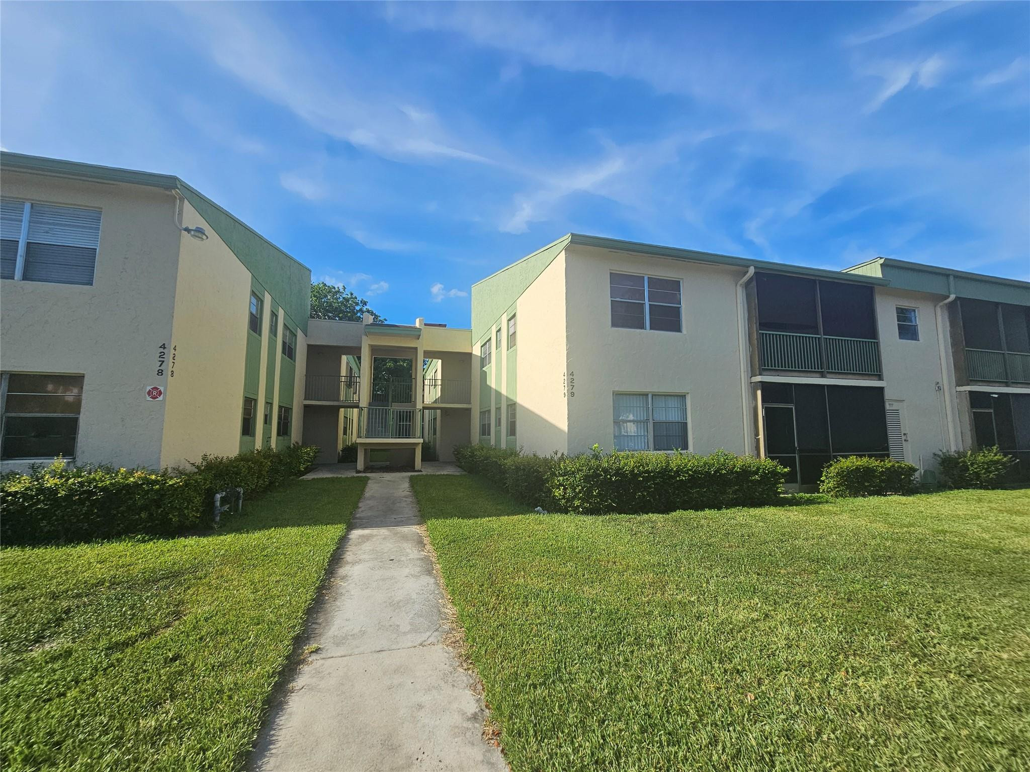4279 NW 89th Ave 205