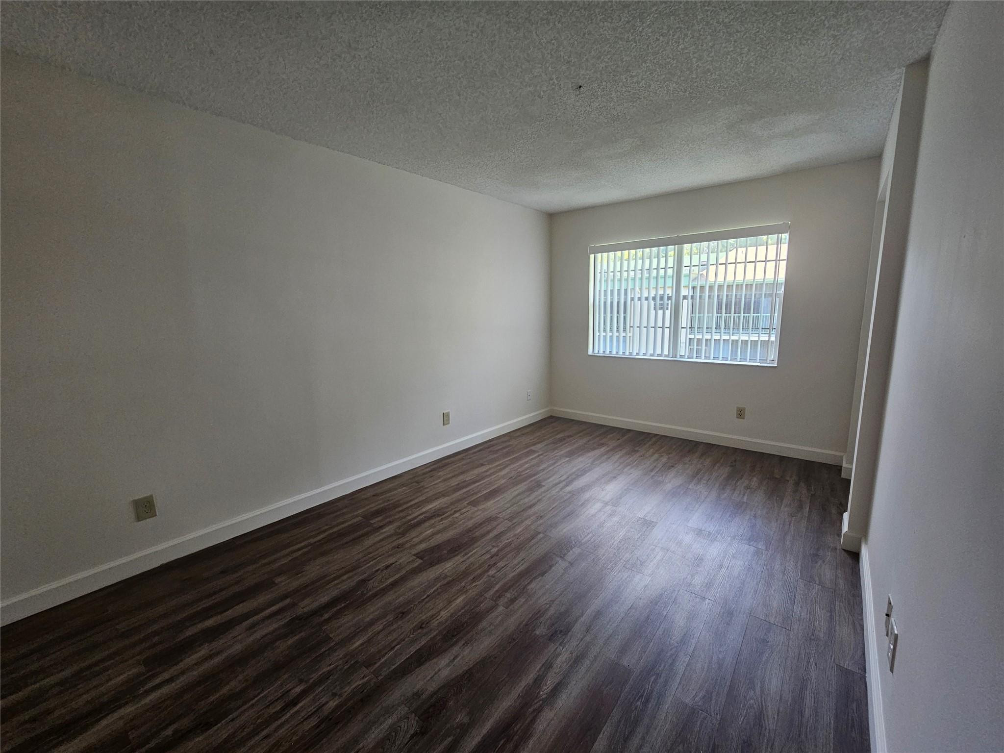 4279 NW 89th Ave 205