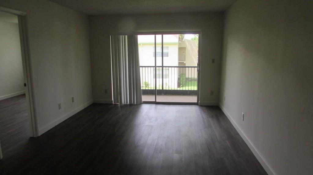 4279 NW 89th Ave 205