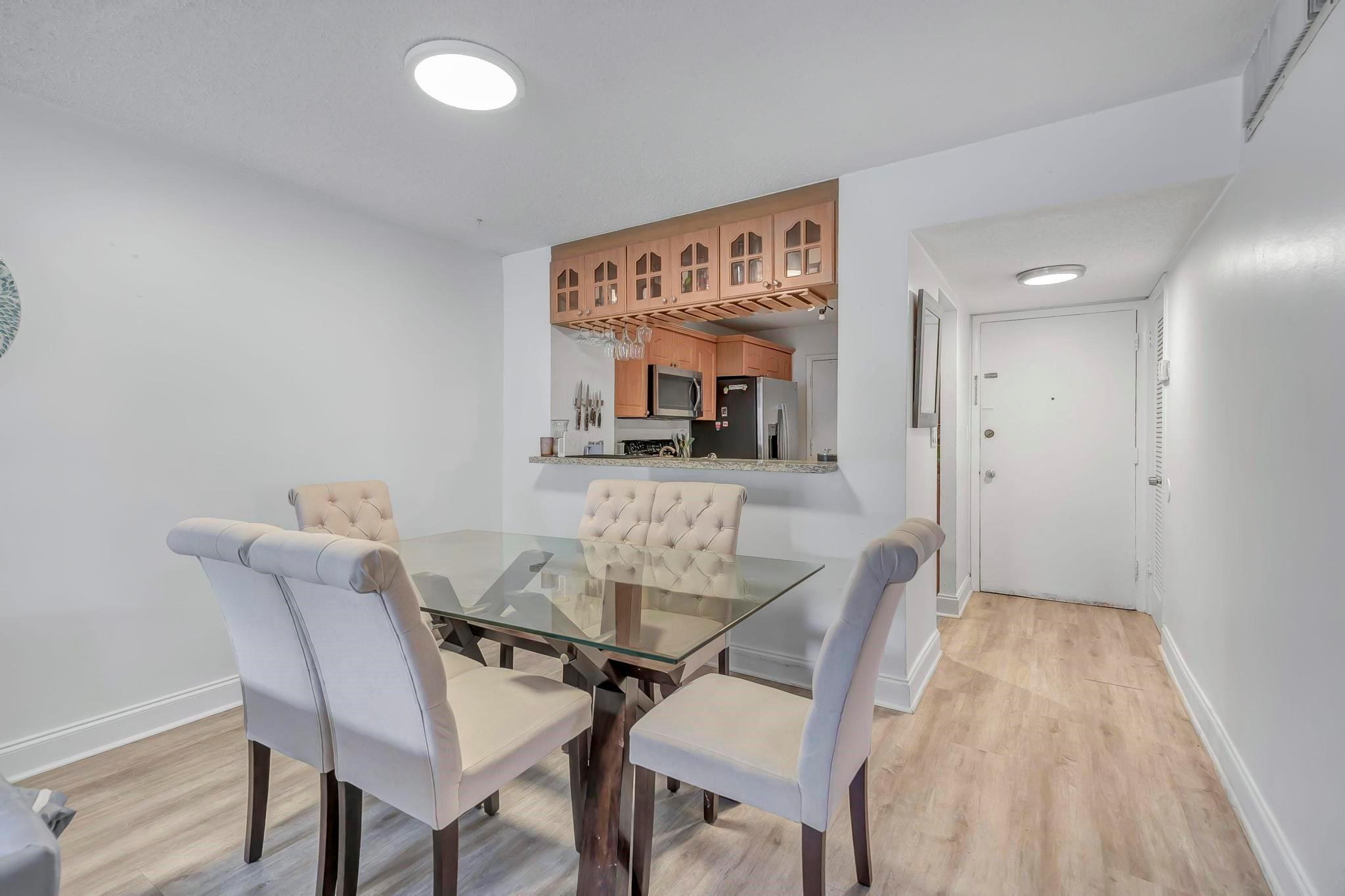 6855 Abbott Ave 203