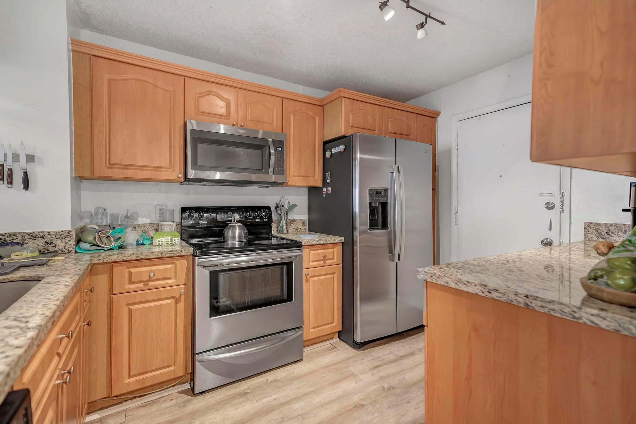 6855 Abbott Ave 203