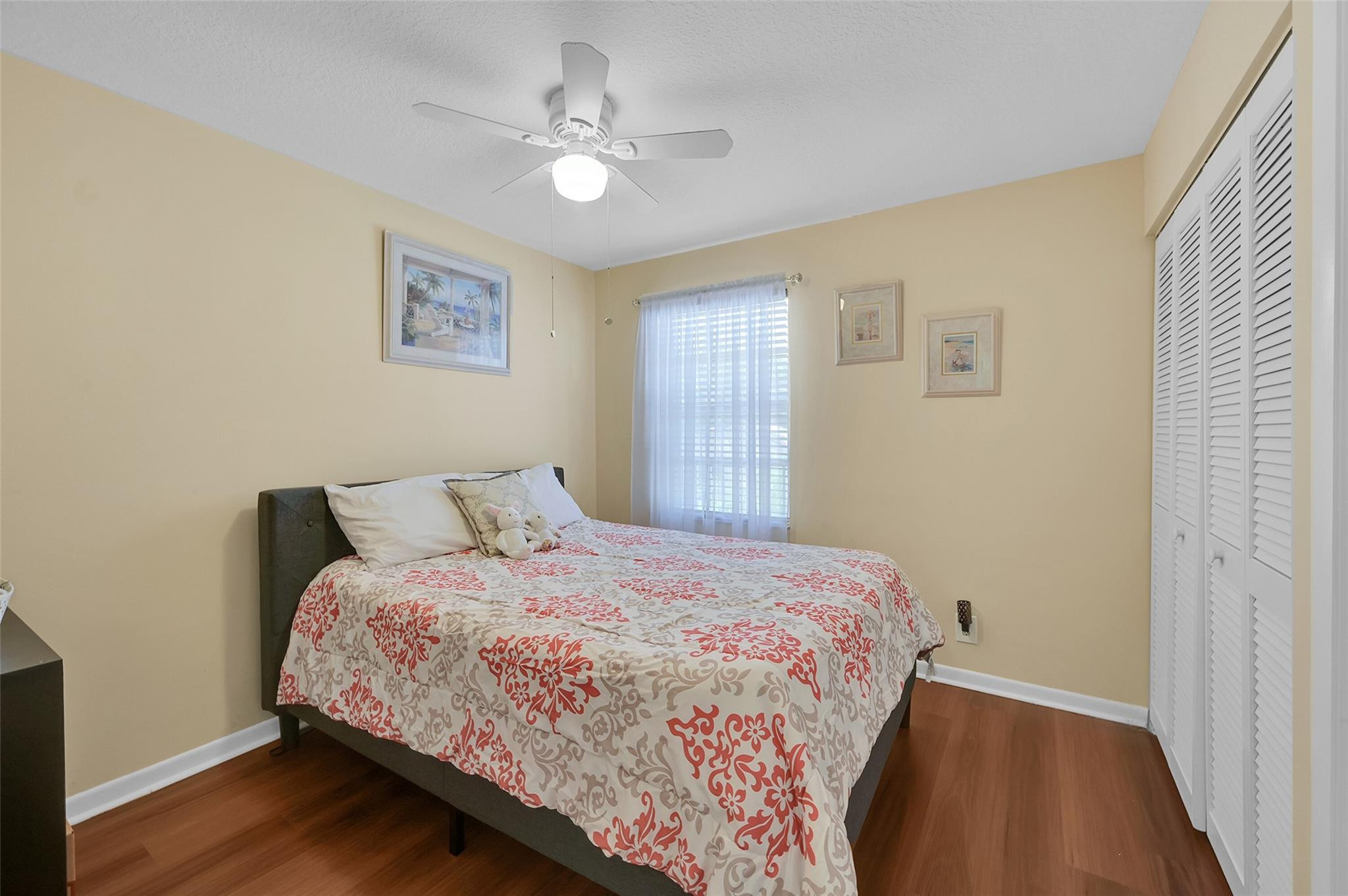 11325 Lakeview Dr 4N