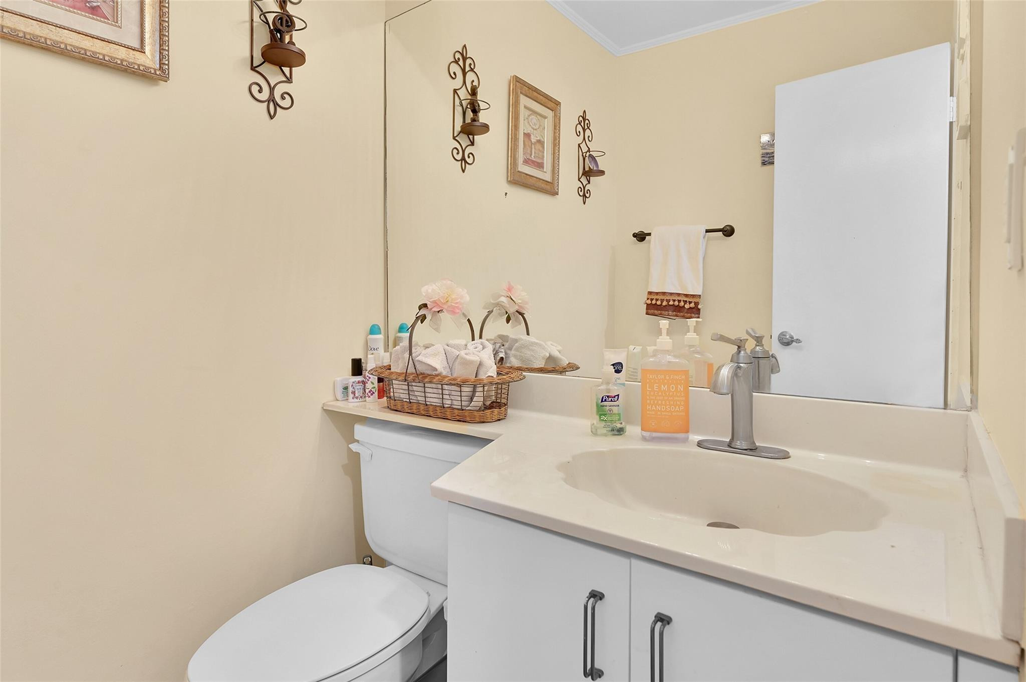 11325 Lakeview Dr 4N