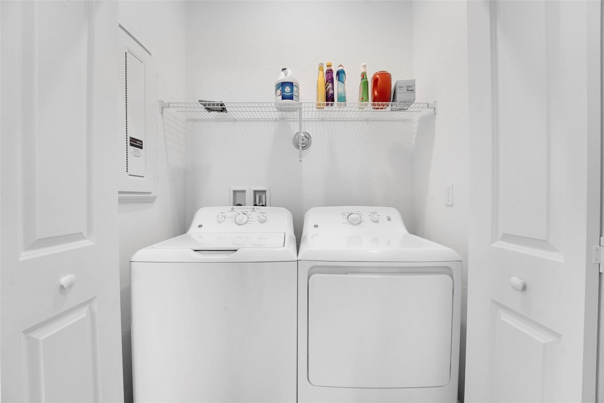 649 SE Lake Falls St