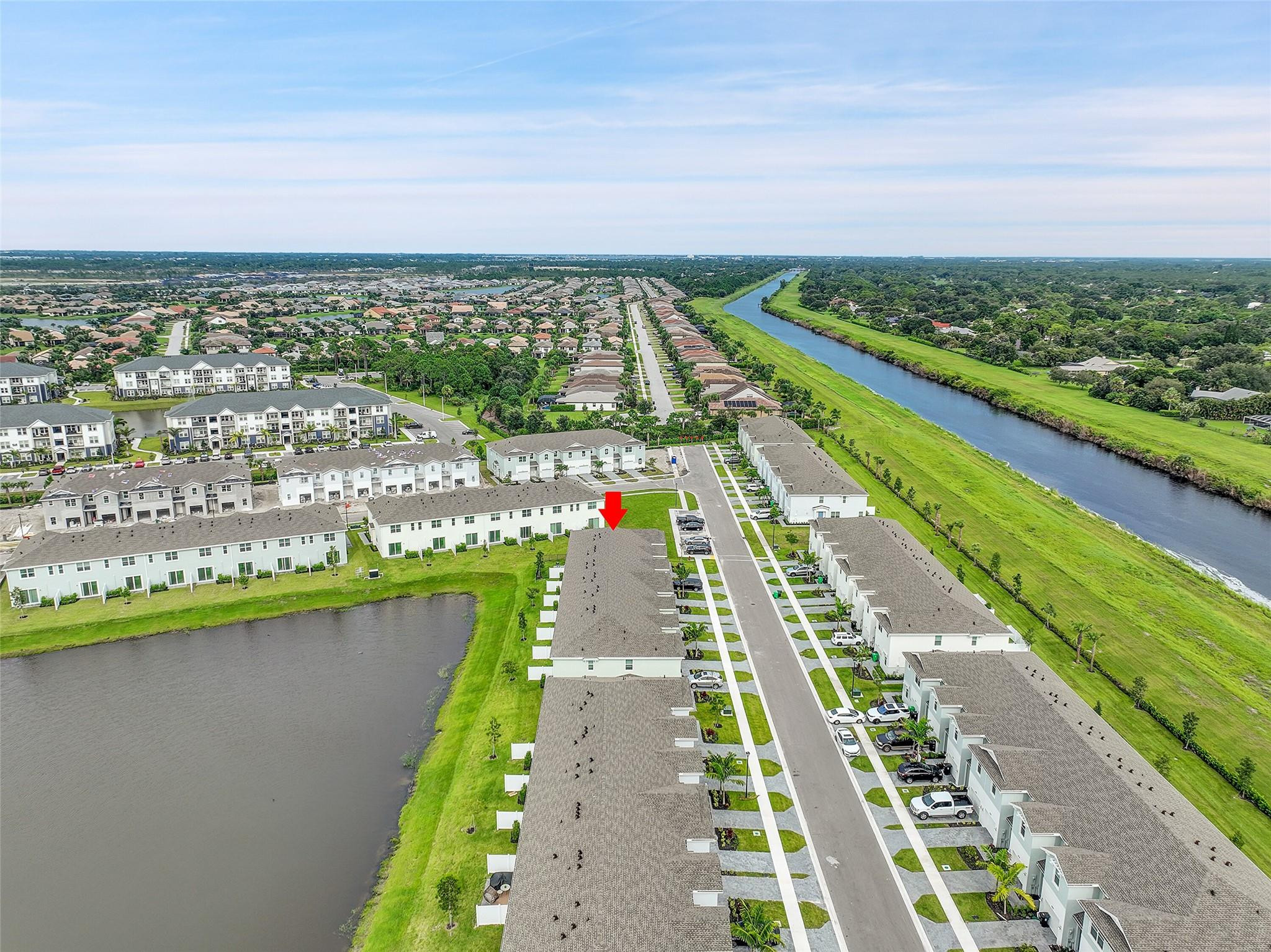 649 SE Lake Falls St