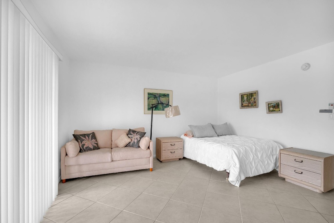 4701 Martinique Dr G3