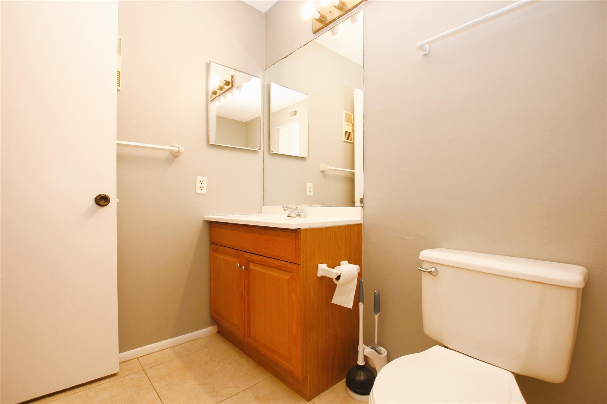 4501 W Mcnab Rd 26
