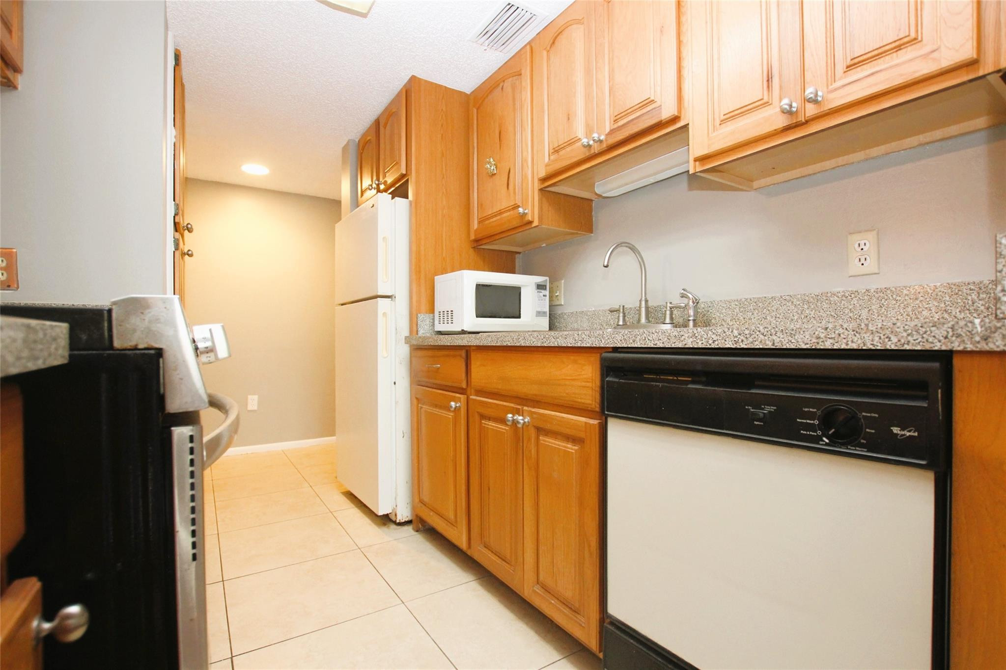 4501 W Mcnab Rd 26