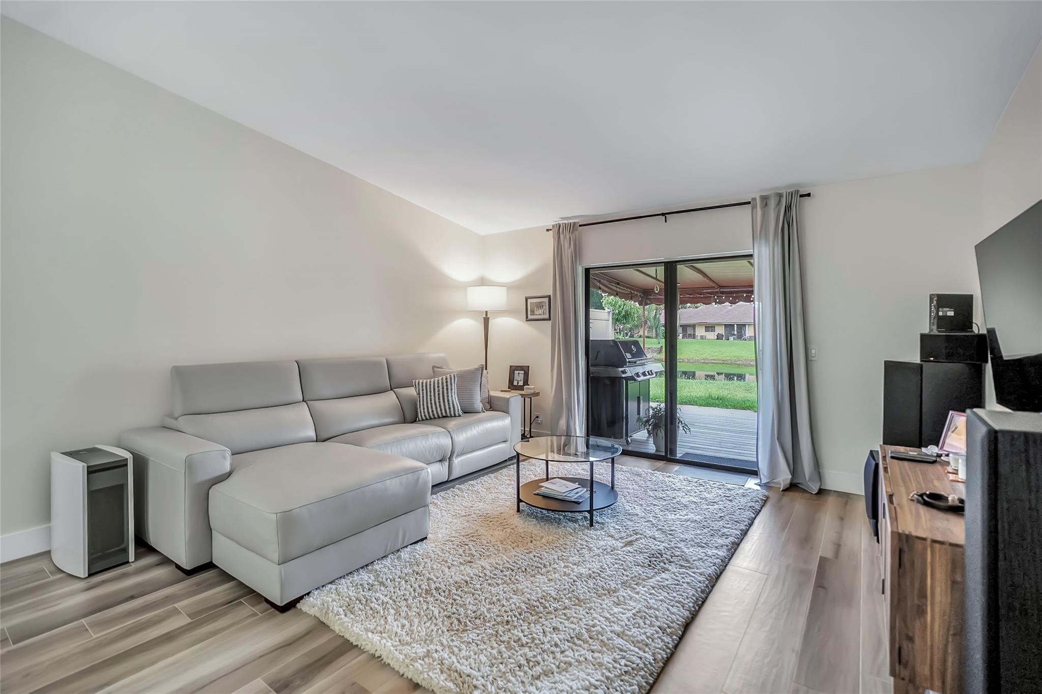 6732 Bridlewood Ct 6732