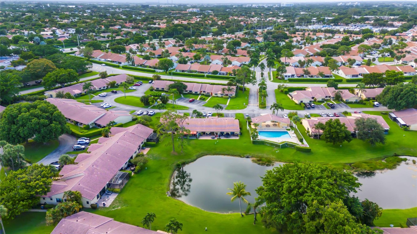 6732 Bridlewood Ct 6732