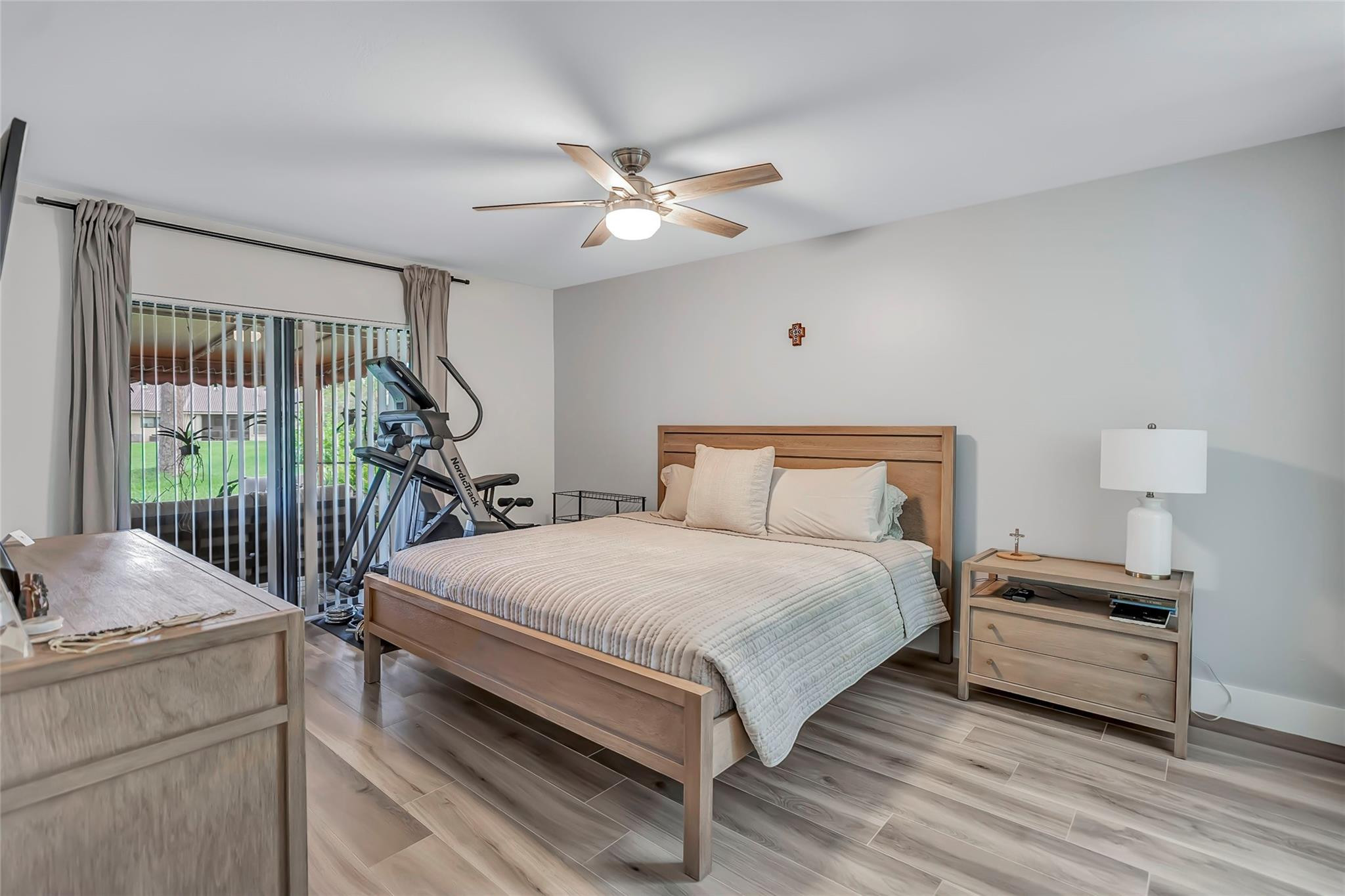 6732 Bridlewood Ct 6732