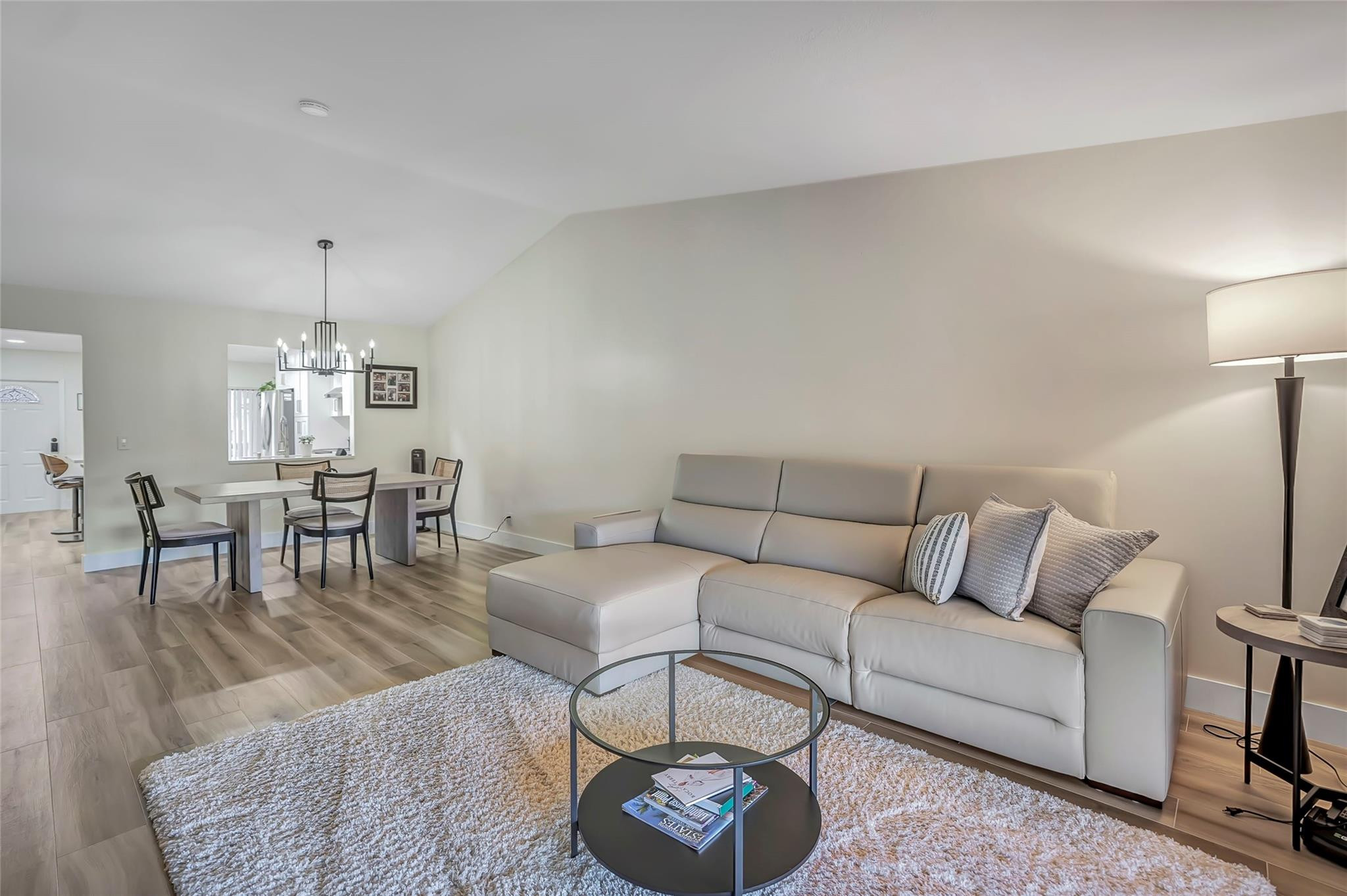 6732 Bridlewood Ct 6732