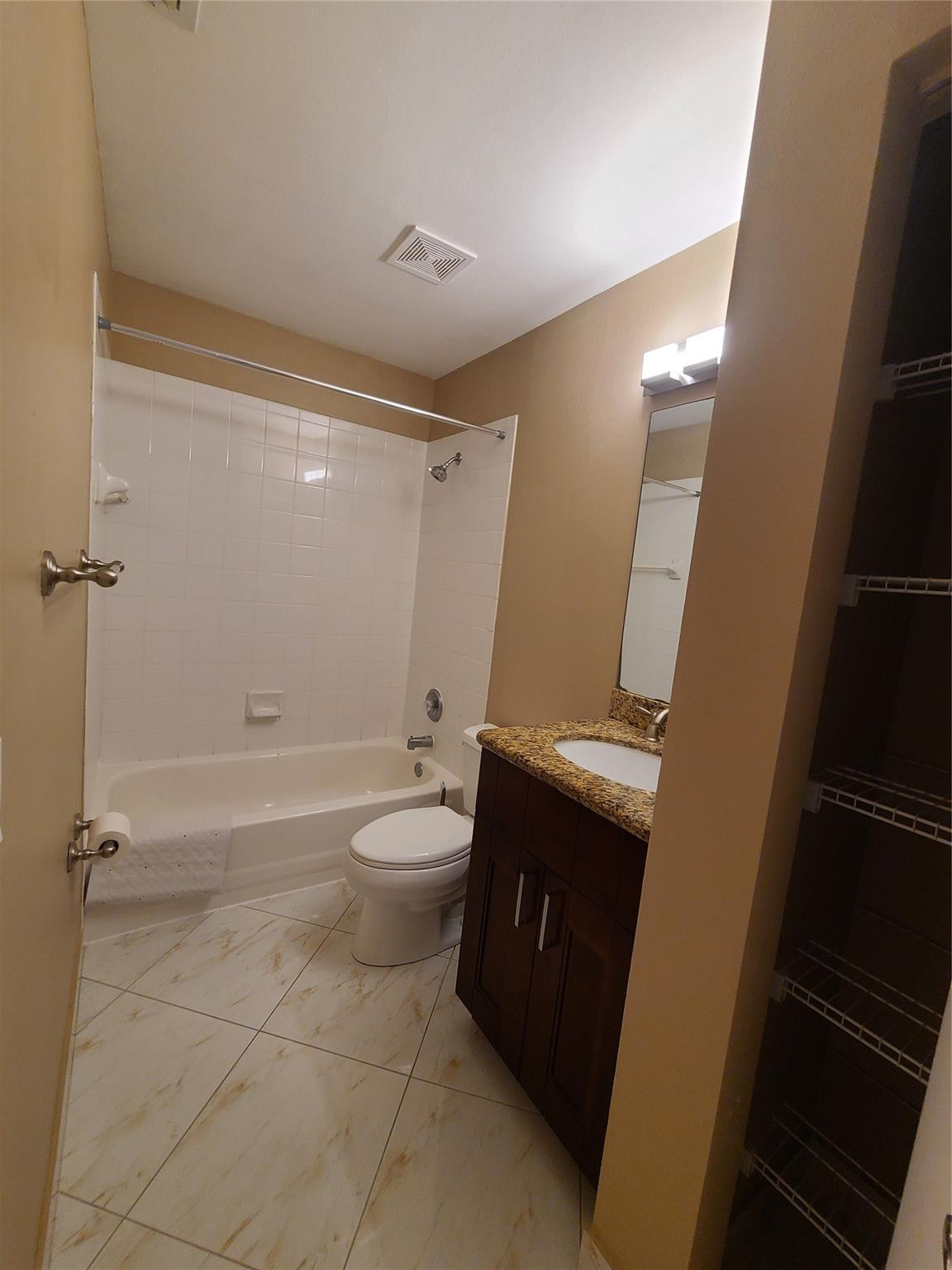 1427 SW 48th Ter