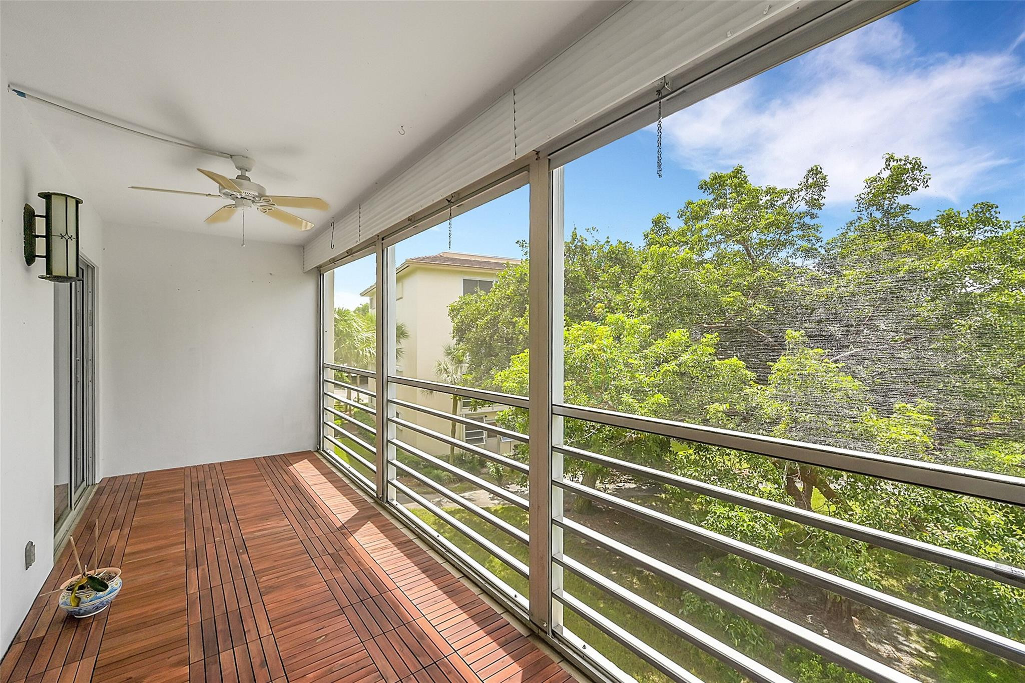2401 Antigua Cir B3