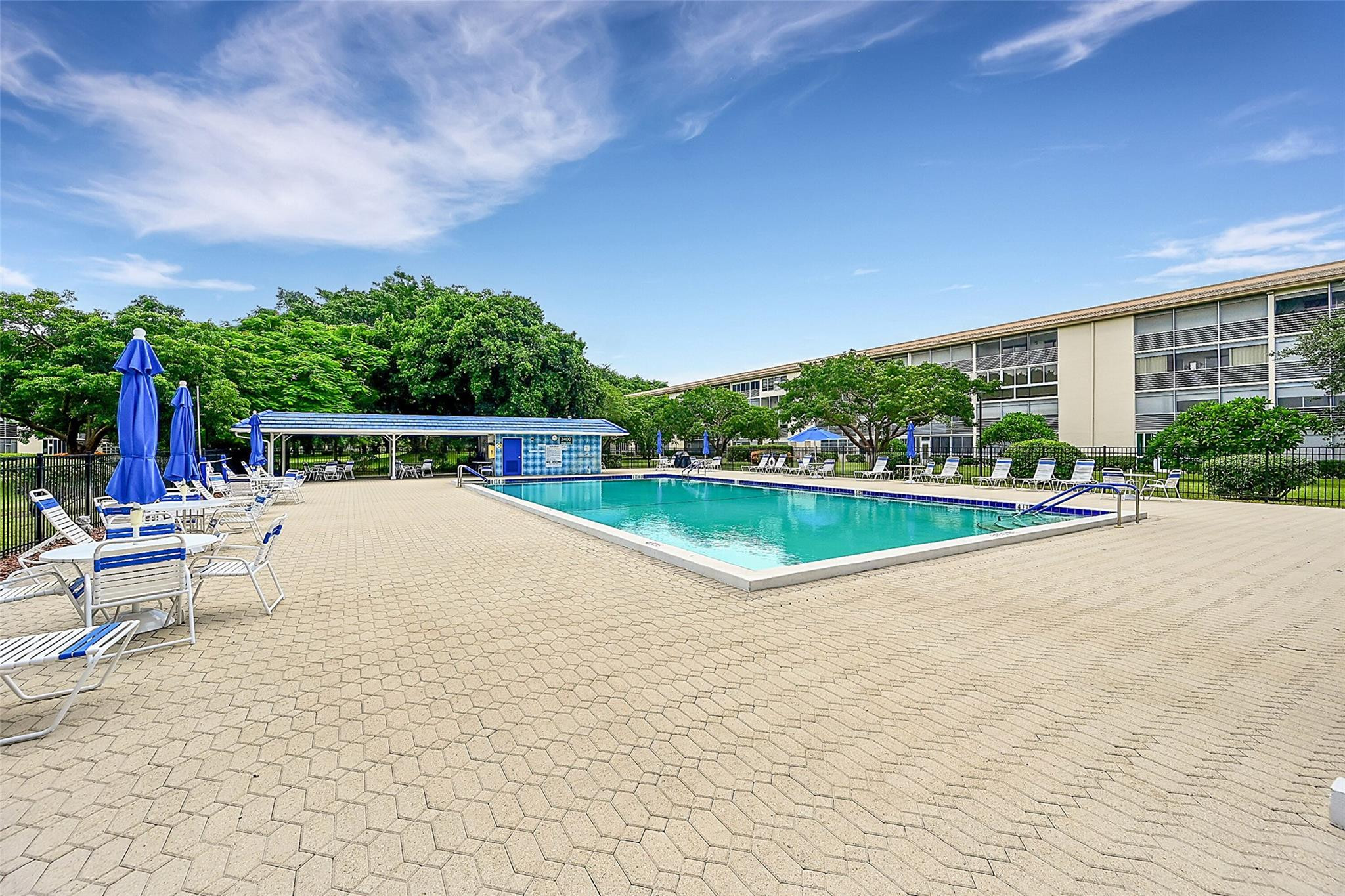 2401 Antigua Cir B3
